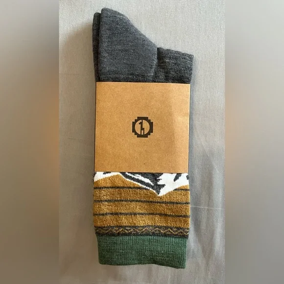 NWT PAKA Mountain Crew Socks Unisex L Made With Alpaca Fiber OUT OF STOCK ONLINE - Picture 3 of 5